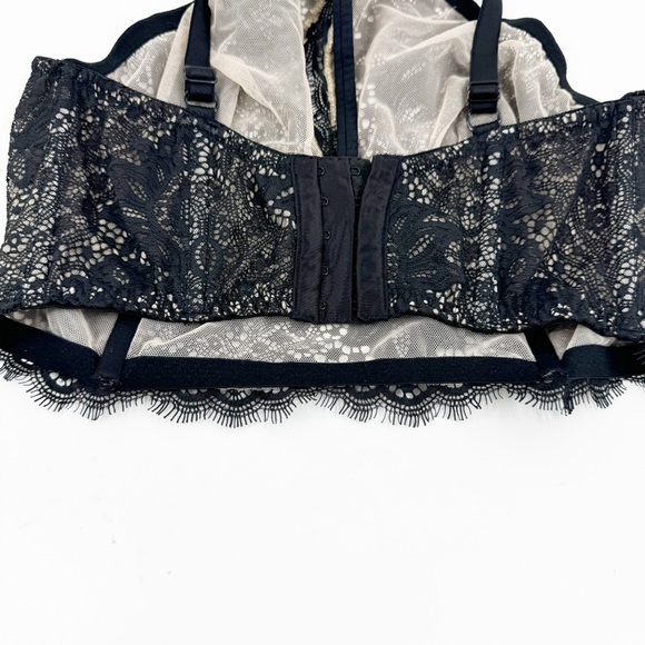 ✅ Victoria's Secret Plunge Lace Halter Long Line Bra Set SIZE 36DD BLACK - Picture 4 of 10